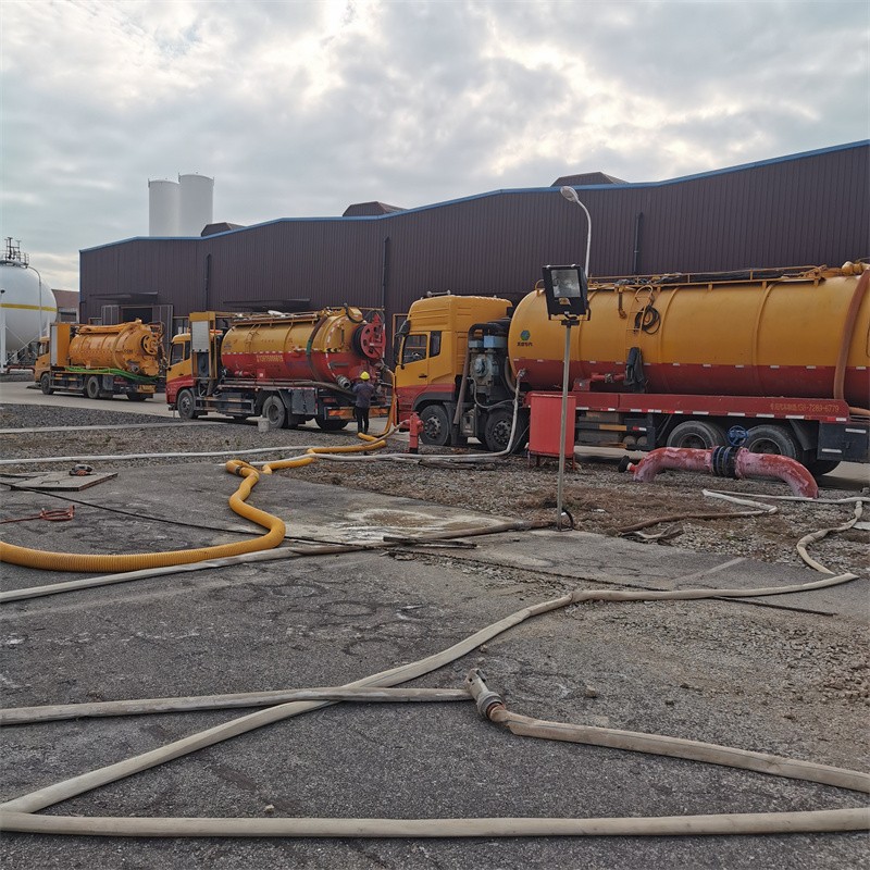 永新污水池清理